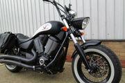 Picture 6 - 2013 Victory High Ball. one owner. 938 miles. Extra's motorbike