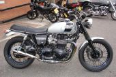 Triumph BONNEVILLE T 100 (865) SPECIAL - 2011 - MUCH MODIFIED - SEE LISTING for sale
