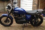 Picture 2 - Triumph Bonneville T100 Farnham 904cc Street Scrambler In Blue Unique. New Build motorbike
