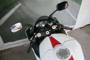 Picture 5 - 2008 Yamaha YZF-R1 in red and white, Fantastic Example motorbike