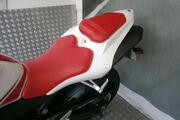 Picture 6 - 2008 Yamaha YZF-R1 in red and white, Fantastic Example motorbike