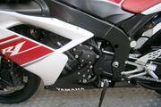 Picture 11 - 2008 Yamaha YZF-R1 in red and white, Fantastic Example motorbike