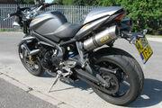 Picture 5 - Triumph Street Triple R + Arrow cans motorbike