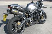 Picture 6 - Triumph Street Triple R + Arrow cans motorbike