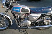 Picture 7 - Triumph Bonneville 750 1977 limited edition motorbike