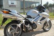 Picture 6 - 2006 Honda VFR800 ABS 800cc Sport/Tourer in Silver motorbike