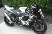 Picture 2 - Suzuki GSXR1000 K8 Limited Edition motorbike
