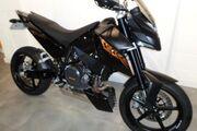 Picture 2 - KTM 690 DUKE 10 motorbike