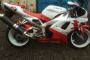 Yamaha R1 4XV 1998 Red/White Standard Excellent Bike