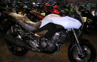 Kawasaki Versys 1000,new motorcycle,white. motorbike