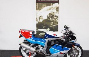 Suzuki GSXR Motorbike 750 RR LIMITED EDITION RACING HOM motorbike