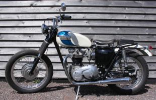 1966 Triumph TR6 Custom motorbike