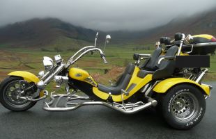 Boom *Family Low Rider* 3 seater motor trike YELLOW 1600cc motorbike