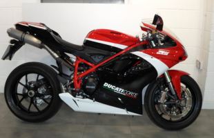 2012 Ducati 848 EVO CORSE SE - Only 400 Miles, 1 Owner motorbike