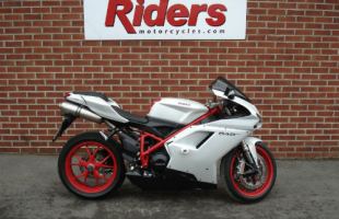 Ducati 848 EVO White motorbike