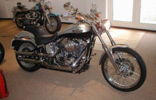 2003 Harley-Davidson Softail Anniversary Duece motorbike