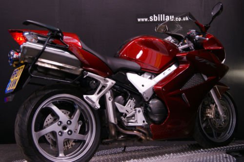 07 07 Honda Vfr 800 Abs A 6 Sports Touring Candy Apple 7 500 Miles