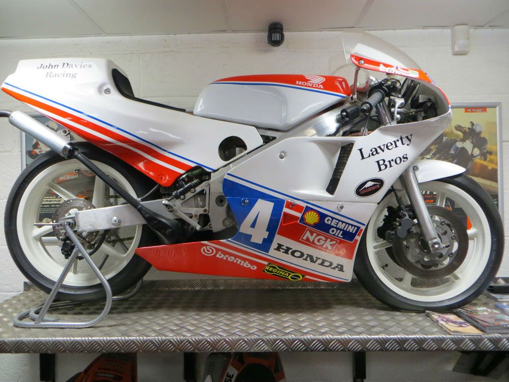 19 Honda Rs250 Carl Fogarty Very Clean