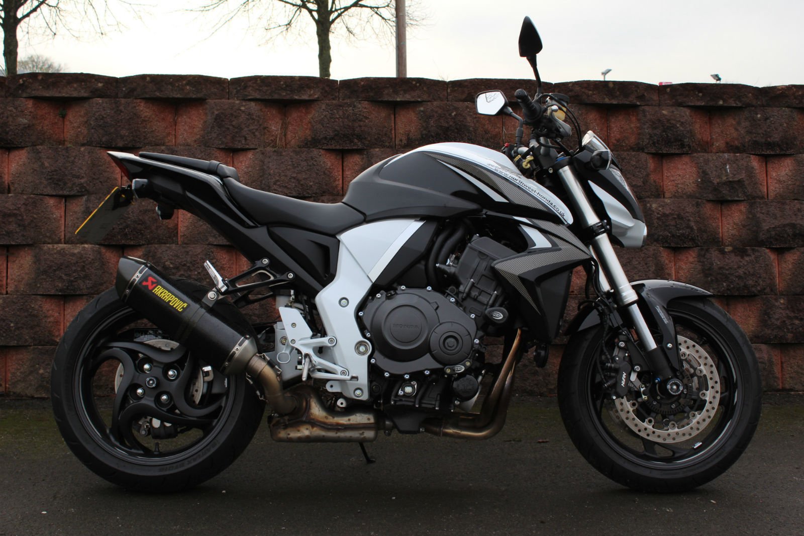 Honda CB1000R Ex-Demo, White, Black, Naked, StreetFighter 