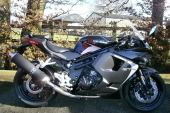 Hyosung GT650R, NOW IN STOCK AT KJM SUPERBKIES, V TWIN FUEL INJ SPORTS BIKE for sale