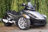 13/13 CAN-AM SPYDER ROADSTER RS REVERSE TRIKE WITH Only 941 Miles for sale