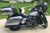 2019 Harley-Davidson Touring, colour Magnetic Gray Fade for sale