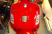 VESPA GTS 300 SUPER RED 2013 SCOOTER - SUPERB Price! for sale