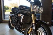 Triumph Speed Triple 1050 *all offers welcome* for sale